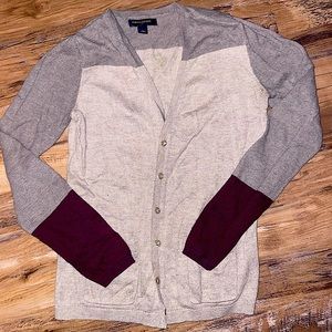 Lightweight cardigan perfect for work on school!